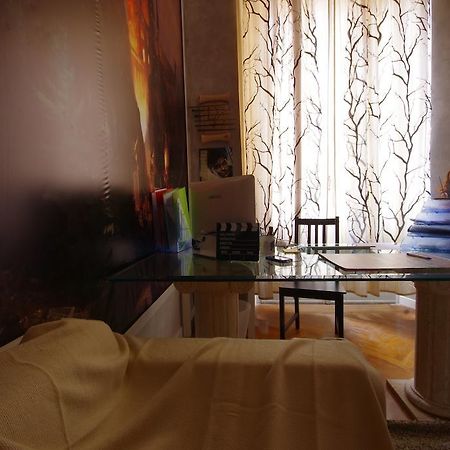 Movie Guesthouse Rome Bagian luar foto